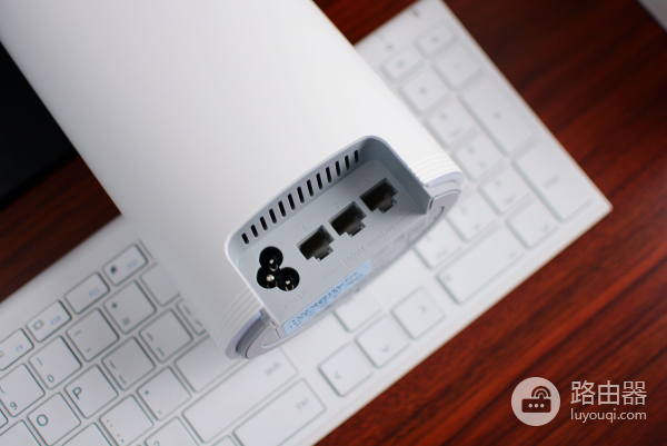 华为出品的超强子母路由器体验:自研芯片超智能,家里信号满格