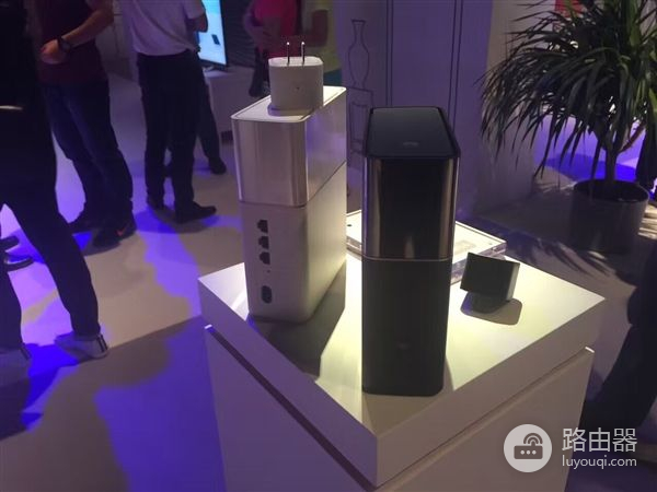 599元!华为新发路由器Q1/A1:子母路由覆盖双层别墅