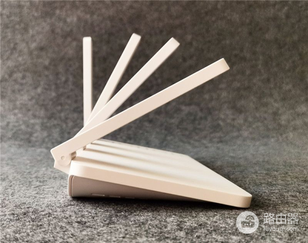 荣耀路由X3对标小米路由4A百兆版,谁才是百元路由器的王者?