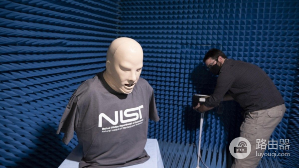 新研究使用Wi-Fi信号检测呼吸异常：只需普通无线路由器即可