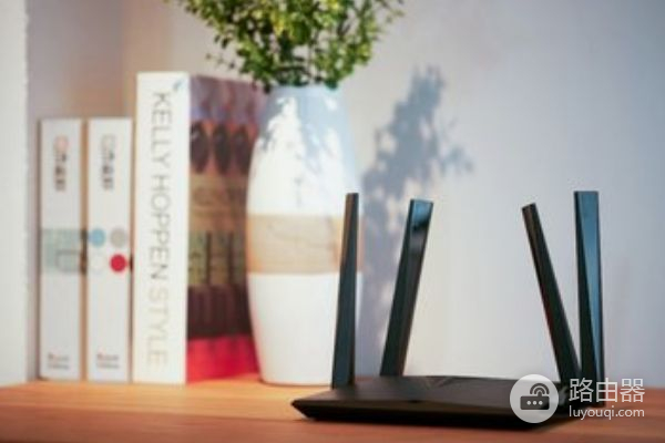 铁的弱电箱无线路由信号差怎么办(家里的路由器信号特别弱)