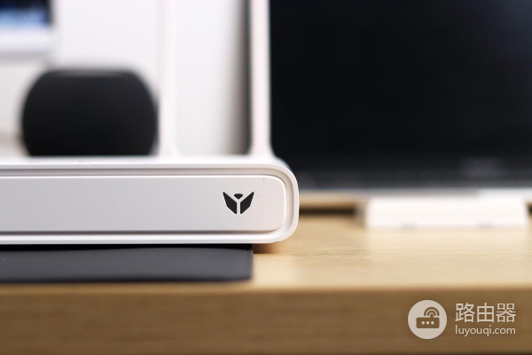 榨干运营商宽带?一款还能赚积分的路由器体验:硬件堆得也太猛了