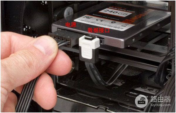 把小米路由器的硬盘换成固态硬盘怎么样(小米路由器怎么换硬盘)