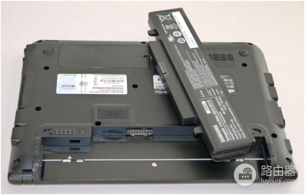 把小米路由器的硬盘换成固态硬盘怎么样(小米路由器怎么换硬盘)