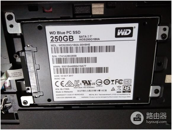 把小米路由器的硬盘换成固态硬盘怎么样(小米路由器怎么换硬盘)