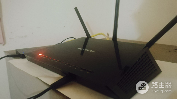 网件华硕看呆!余承东微博自爆华为新品:旗舰级路由器要来了