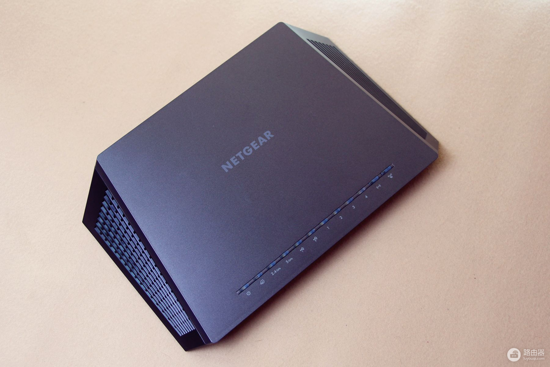 为什么说高端玩家必选这款网件路由器？WiFi信号强度、速度、穿墙、延迟等都是关注重点！