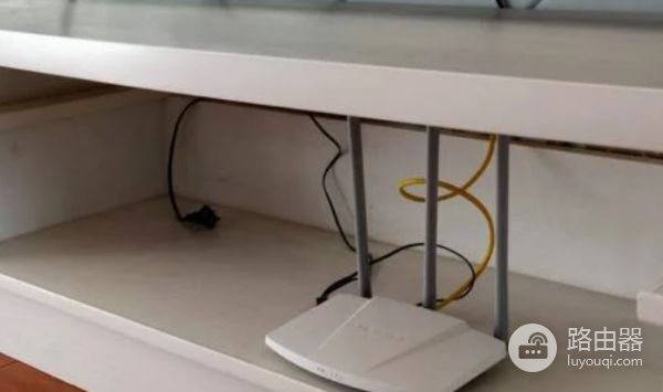 家里只有笔记本电脑怎么自己安装路由器(如何安装路由器以及设置)