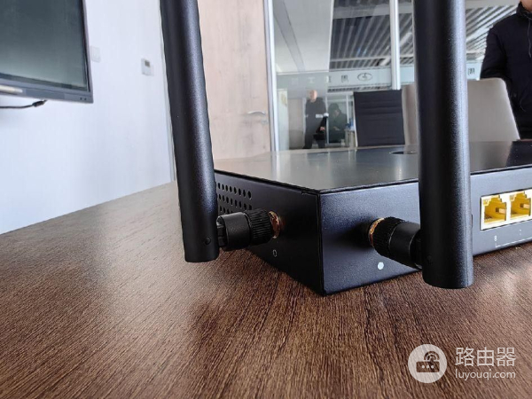 智能组网让异地远程办公更方便,蒲公英X6路由器使用体验!