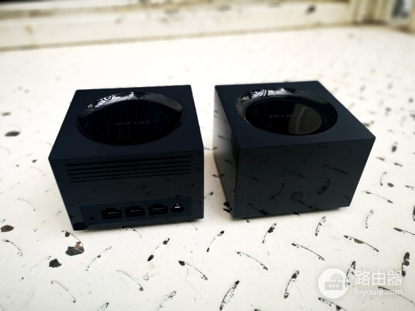 两百元就能组个无线漫游网络,TP这款Mesh无线路由器值得买么?