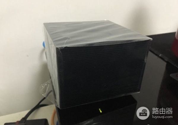 两百元就能组个无线漫游网络,TP这款Mesh无线路由器值得买么?