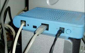 路由器的线怎么插(无线路由器如何插线)