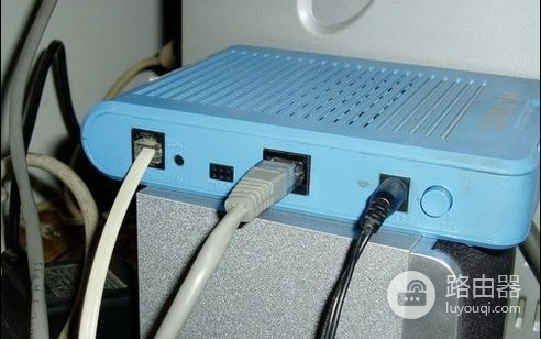 无线路由接收器插电脑上没反应怎么回事(路由器插网线后没反应)