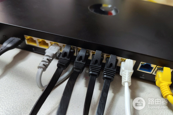 蒲公英企业级智能组网路由器X6测评,四堵墙十几米还信号满格