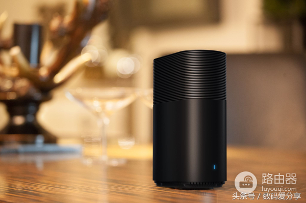 网友爆改小米路由器!水冷系统+霸气外观,雷军看了都喜欢!