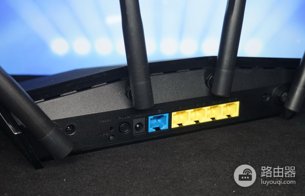 WiFi6路由器大升级：带游戏加速的华硕 AX56U热血版