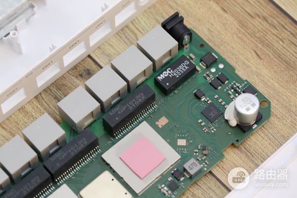 华为路由器H6一套搞定(华为H6路由器)