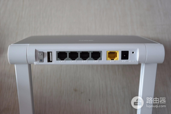 360路由器wifi默认密码是多少（360路由器wifi默认密码）