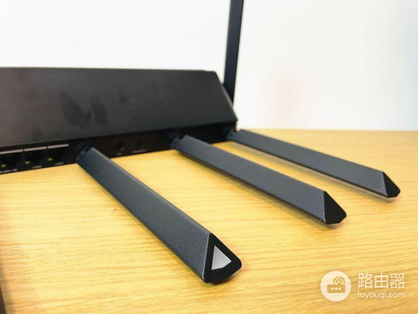 路由器是小米好还是腾达好（小米路由器和腾达路由器哪个更好）