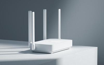 中兴mf932和华为wifi3pro哪个好（中兴mf932和华为wifi3pro对比）