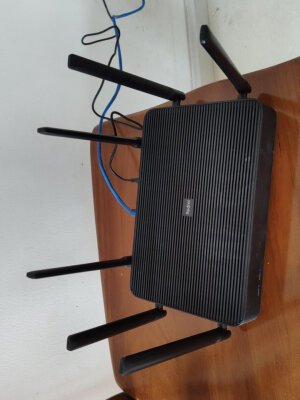 家里装两个路由器伤害身体吗(家里装两个路由器是否伤害身体)