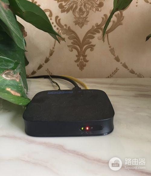 电信路由器闪烁红灯怎么解决（电信路由器闪烁红灯怎么办）
