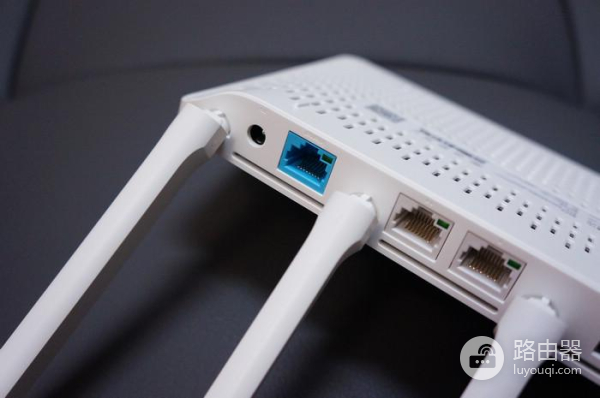 小米路由器为什么无法将电视屏幕投射到其他设备上（如何解决小米路由器无法进行电视投屏的问题）