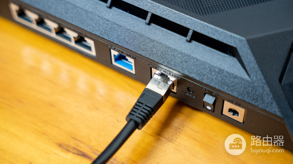 双2.5G疾速网口:华硕ROG GT-AX6000红蜘蛛电竞路由评测