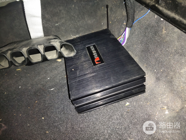 新德赛汽车音响改装(电脑音响怎么改装换喇叭)