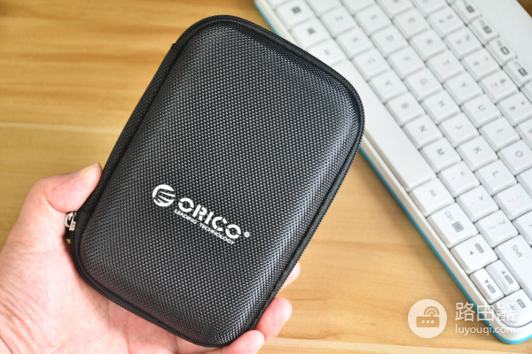 装入硬盘盒做移动硬盘(移动硬盘如何安装路由器)