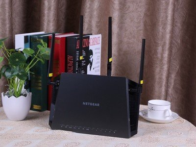 网件r7800和r8000p哪个好(网件r7800和r8000p推荐哪一个)