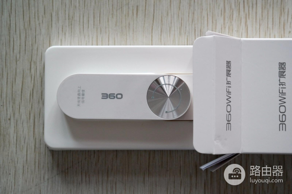 360wifi扩展器怎么样(强强联合信号无死角!360WiFi扩展器360R1评测)