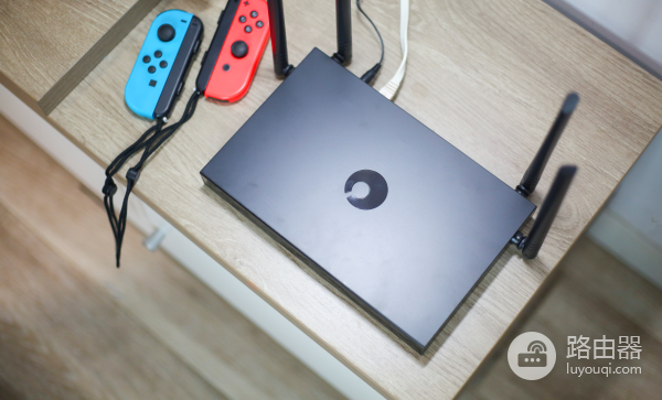 轻松组建私有云，家用办公都实用，企业级路由器蒲公英X5体验！