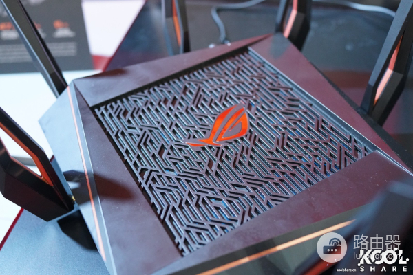 AX11000无线路由开箱拆解评测-AX11000拆解