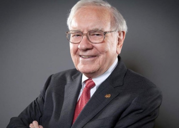 巴菲特再敲BTC警钟：大饼仍是“老鼠药”，170亿国债买入预示2026风险？