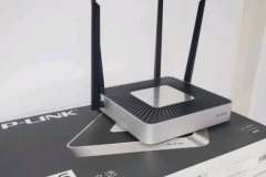 普联路由器控制可以两个人控制吗（普联路由器控制支持两个人控制吗）