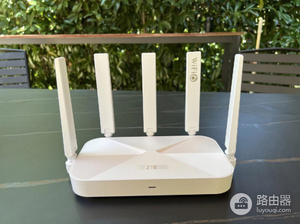 wifi路由器光信号不亮什么原因（wifi路由器光信号不亮怎么回事）