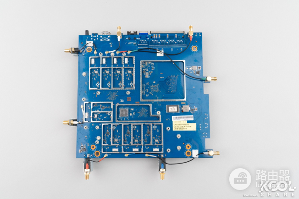 AX11000无线路由开箱拆解评测-AX11000拆解
