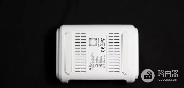 国产芯!迷你OpenWRT神器:SFT1200路由器,可当轻量NAS+热点共享