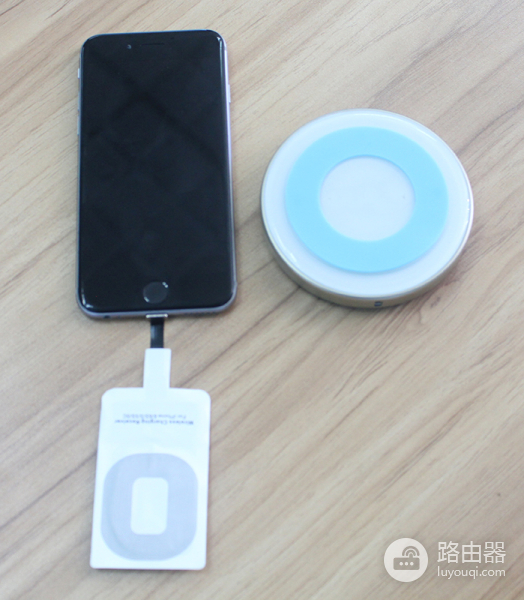 苹果6s怎么开wifi(iPhone6s怎么无线充电?)