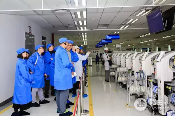 探秘“未来工厂”,联想引领PC下一个时代的密码在这里