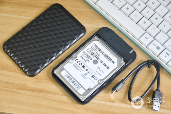 装入硬盘盒做移动硬盘(移动硬盘如何安装路由器)
