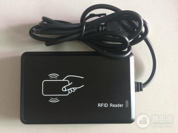 一插上读卡器就说要格式化怎么办