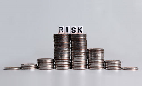 风险偏好与风险规避对加密市场的影响