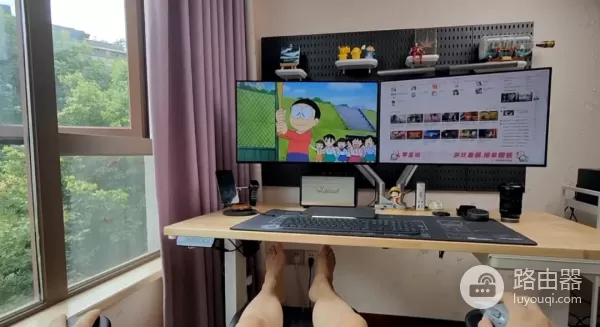 网上大神晒的电脑桌面搭配(网上大神晒的电脑桌面搭配什么)