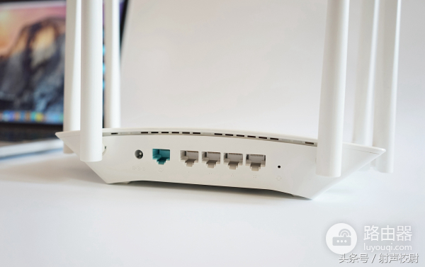 双频路由器的使用方法和技巧(路由器双频如何用)