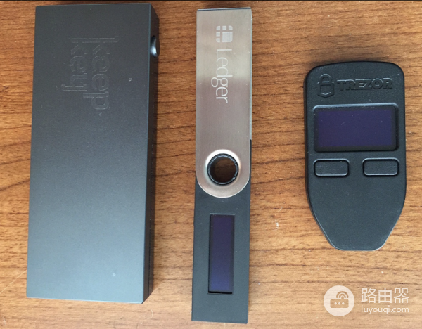 TOTP、SMS、硬件金钥,哪种2FA更适合你?