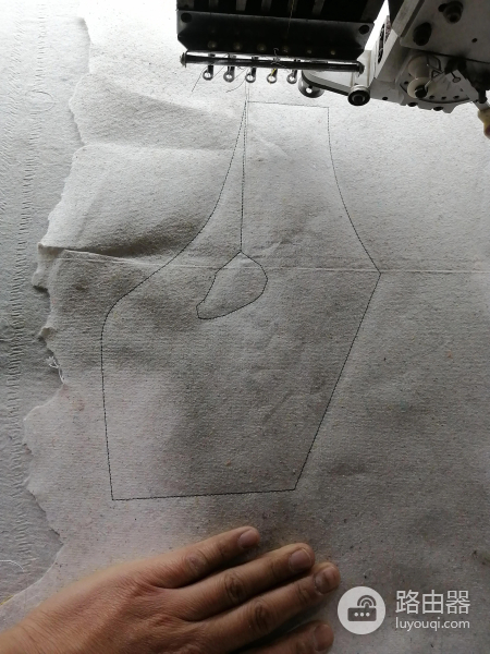 电脑绣花如何开绣花框位(如何开电脑绣花厂)