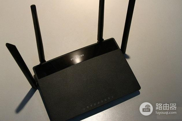 300M宽带是否可以使用百兆路由器(百兆路由器和300M宽带的兼容性如何)