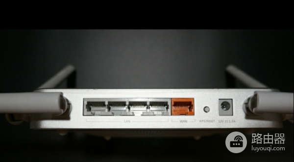 公司装机究竟怎么选路由器(小型公司如何选路由器)